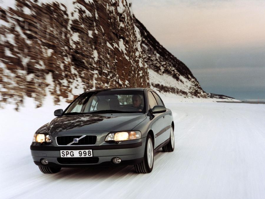 Volvo S60 AWD 2002 года  (фото 6 из 13)